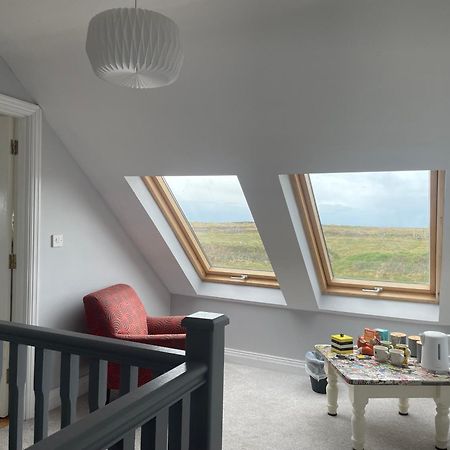Cois Na Mara Bridges Of Ross V15 T677 Bed & Breakfast Kilbaha Exterior photo